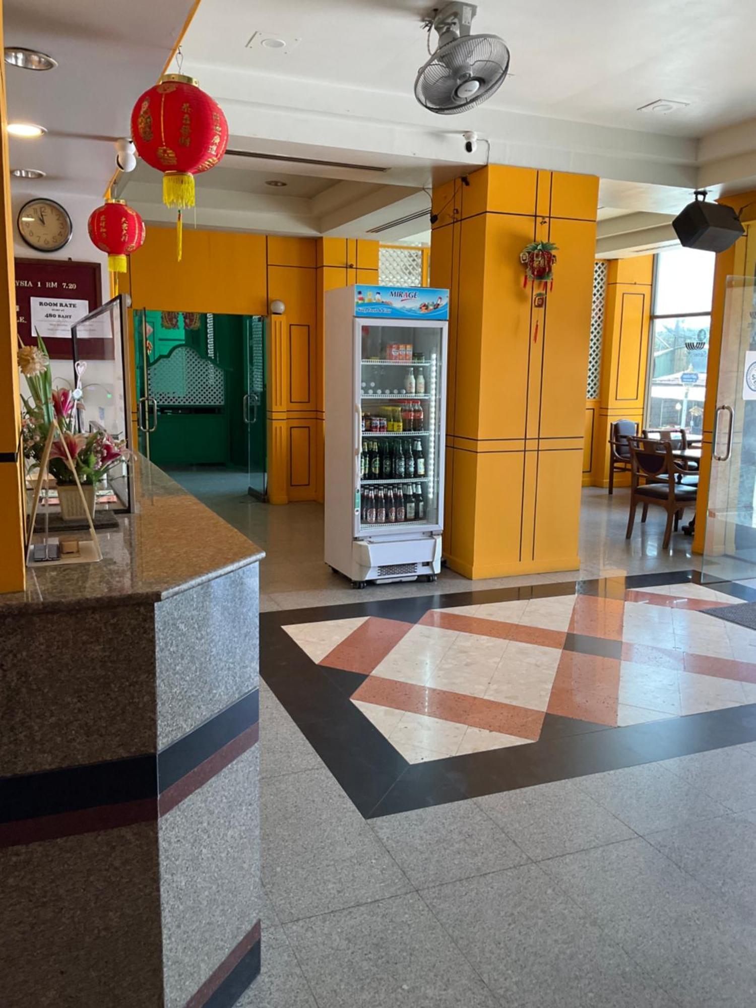 Intertower Hotel Sungai Kolok Экстерьер фото
